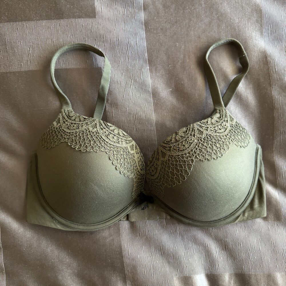 VICTORIA'S SECRET Body by Victoria Olive Green Lace Push Up Bra Size 36DD